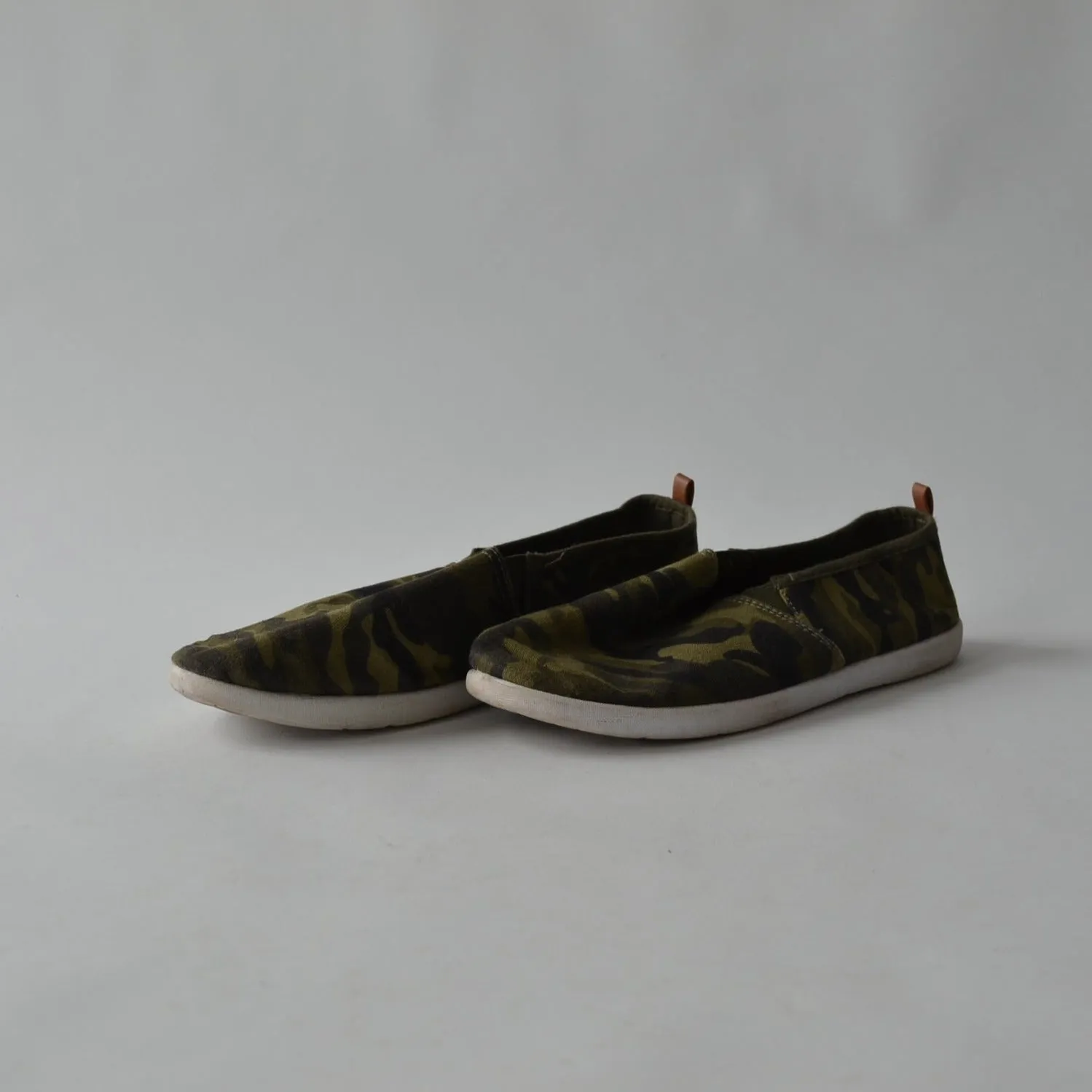 Primark Camo Canvas Plimsolls Shoe Size 4