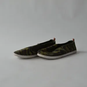 Primark Camo Canvas Plimsolls Shoe Size 4