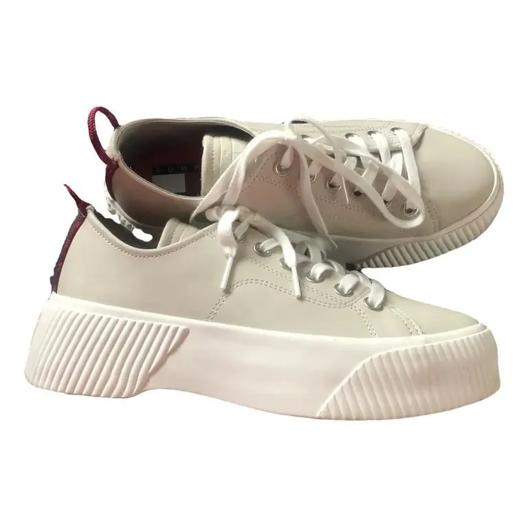 TOMMY HILFIGER HENISSLY WOMEN SHOES TOW26