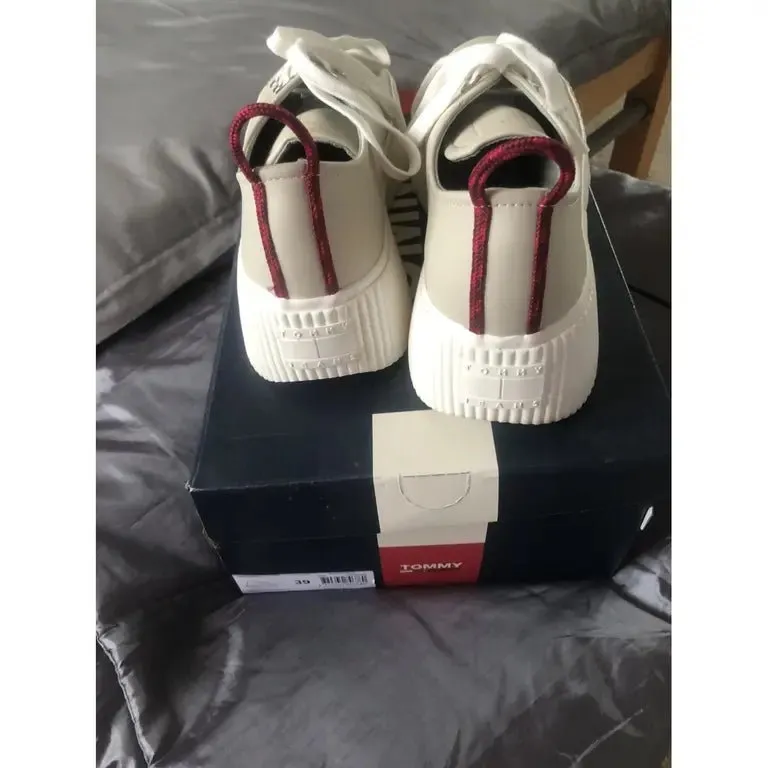TOMMY HILFIGER HENISSLY WOMEN SHOES TOW26